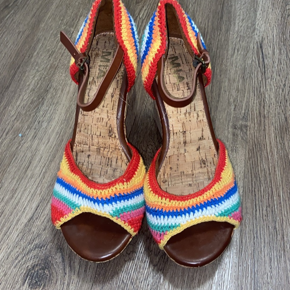 Funky Boho Crochet Wedges - Picture 2 of 6